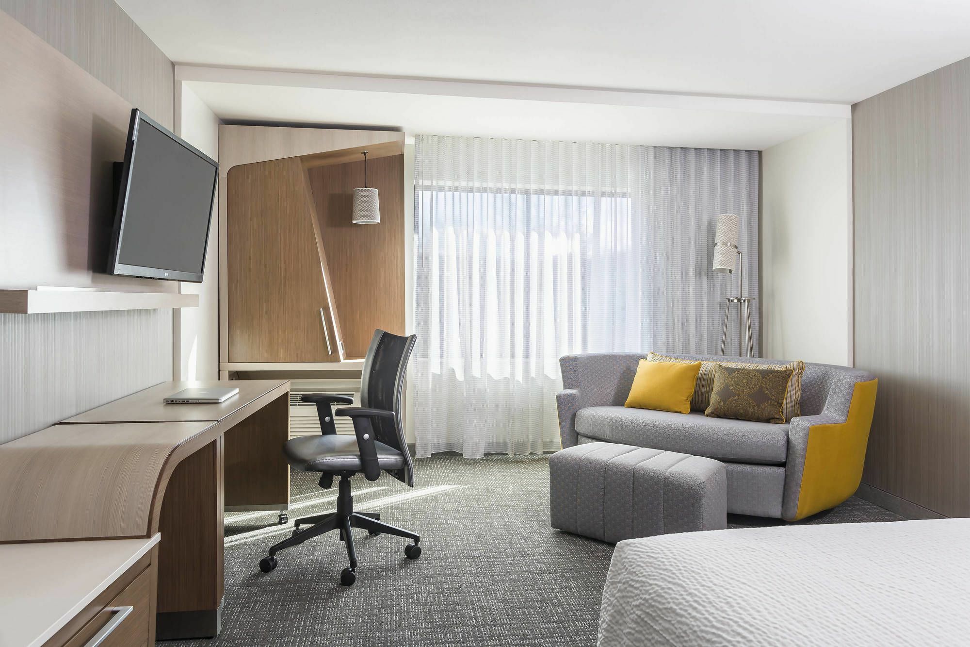 Courtyard By Marriott Prince George Exterior foto
